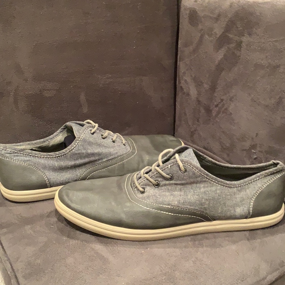 Call it spring men size 9.5 grey canvas sneaker